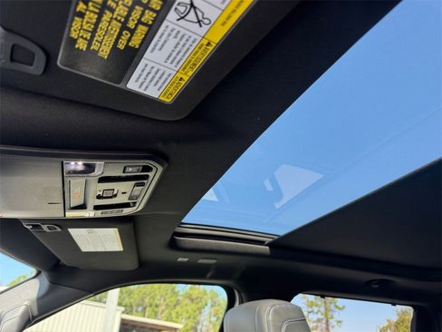 Used 2023 Toyota Tundra Platinum image 24