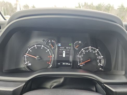 Certified 2023 Toyota 4Runner SR5 Premium w/ Moonroof Package image 18