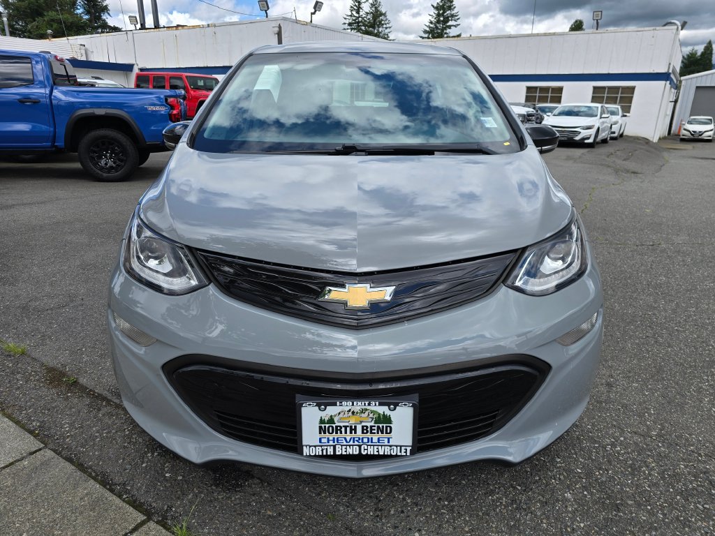 Used 2020 Chevrolet Bolt LT FWD image 2