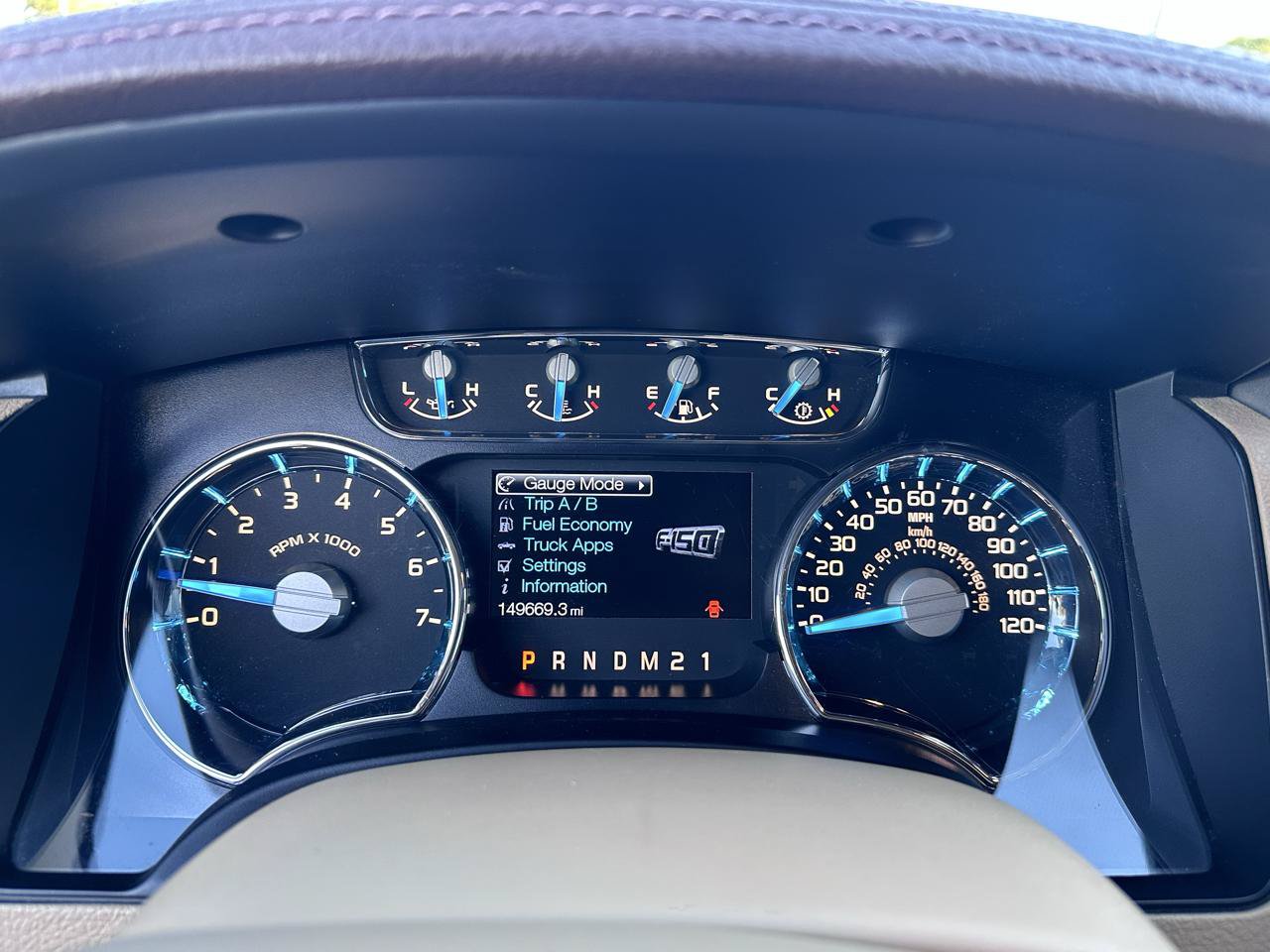 Used 2014 Ford F150 King Ranch w/ King Ranch Luxury Package AWD/4WD image 20