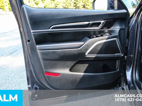 Used 2025 Kia Telluride S FWD image 39