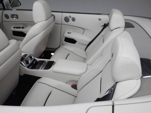 Certified 2018 Rolls-Royce Dawn image 40