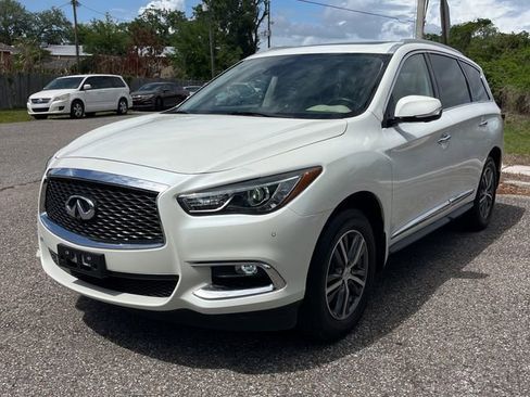 Used 2020 INFINITI QX60 Luxe w/ Essential Package image 1