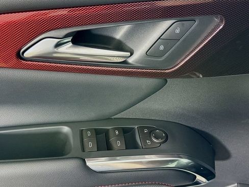 New 2026 Chevrolet Traverse Z71 w/ Enhanced Driving Package AWD/4WD image 19