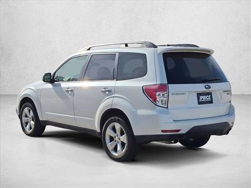 Used 2009 Subaru Forester 2.5XT Limited AWD/4WD image 5