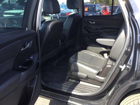 Used 2020 Chevrolet Traverse Premier w/ Redline Edition image 11