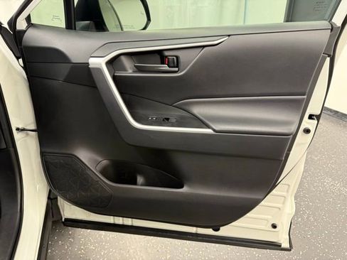 Used 2020 Toyota RAV4 LE w/ All Weather Liner Package image 8