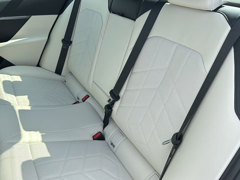 New 2025 BMW 530i w/ Premium Package image 17