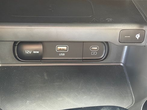 Certified 2025 Kia Soul EX FWD image 27