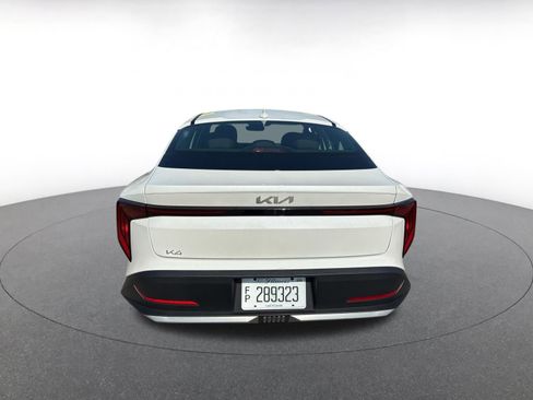 Used 2025 Kia K4 LXS image 6