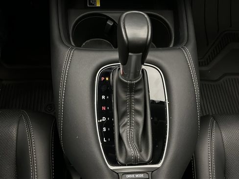 Certified 2024 Honda HR-V EX-L image 31