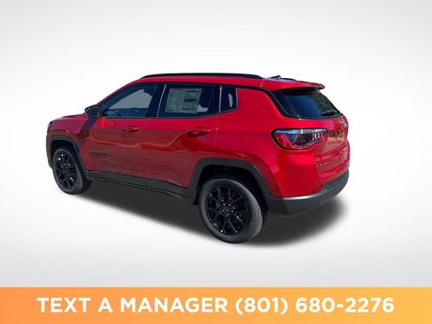 New 2026 Jeep Compass Latitude AWD/4WD image 3