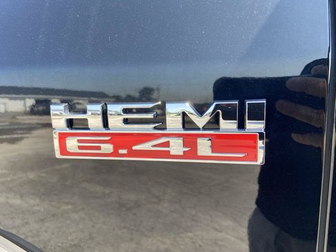 Used 2019 RAM 2500 Tradesman AWD/4WD image 15