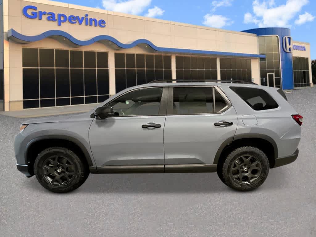 New 2026 Honda Pilot TrailSport image 2
