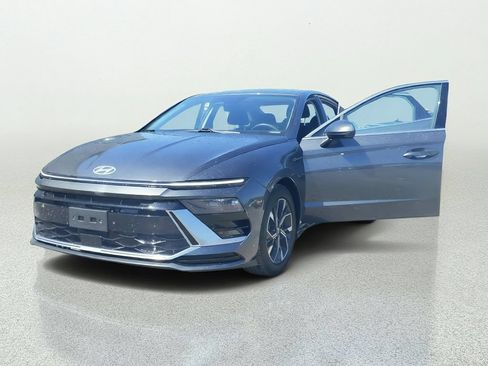 Used 2024 Hyundai Sonata SEL FWD image 10