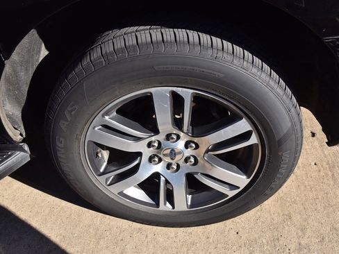 Used 2024 Ford Expedition Max Limited image 13