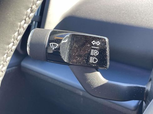 Certified 2025 Volvo EX30 Plus w/ Protection Package Premier image 11