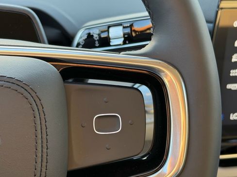 New 2026 Lincoln Nautilus Premier AWD/4WD image 16