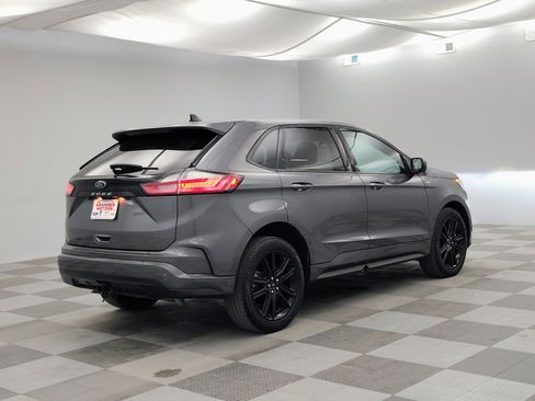 Used 2022 Ford Edge ST-Line w/ Class II Trailer Tow Package AWD/4WD image 10