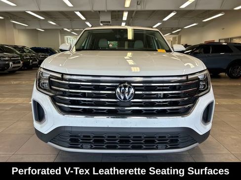 Used 2024 Volkswagen Atlas SE AWD/4WD image 16