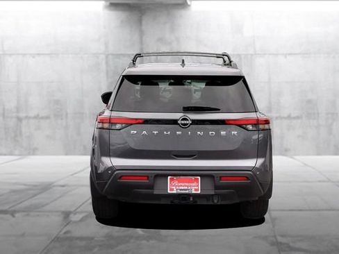 Certified 2025 Nissan Pathfinder SV w/ SV Premium Package FWD image 6