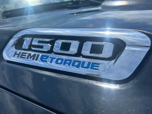 Used 2022 RAM 1500 Big Horn AWD/4WD image 11