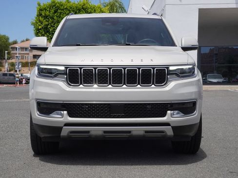 Used 2022 Jeep Wagoneer Series II RWD image 9
