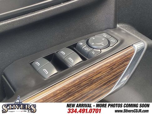 Used 2020 Chevrolet Silverado 2500 High Country w/ Technology Package AWD/4WD image 20