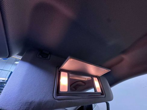 Used 2016 Chevrolet Impala LT image 31