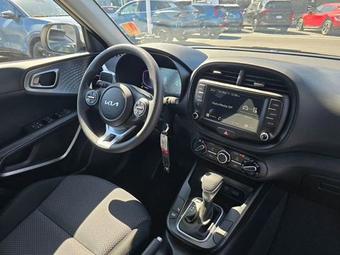 Certified 2025 Kia Soul LX FWD image 13