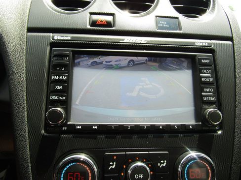 Used 2012 Nissan Altima 3.5 SR w/ Technology Pkg FWD image 24