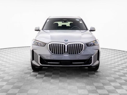 New 2026 BMW X5 xDrive50e w/ Executive Package image 9