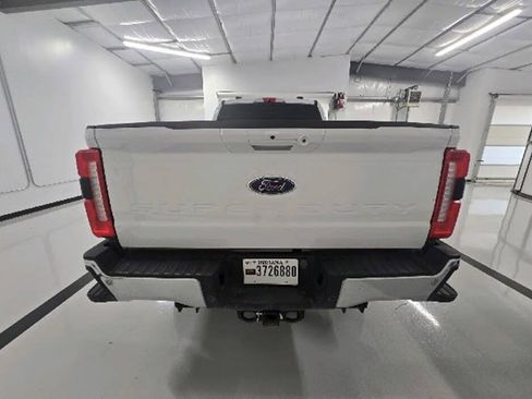 Used 2024 Ford F250 Lariat w/ FX4 Off-Road Package AWD/4WD image 8