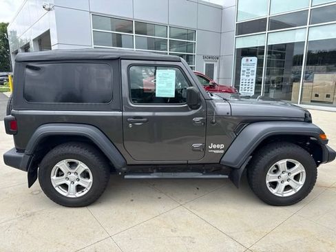 Used 2018 Jeep Wrangler Sport AWD/4WD image 8