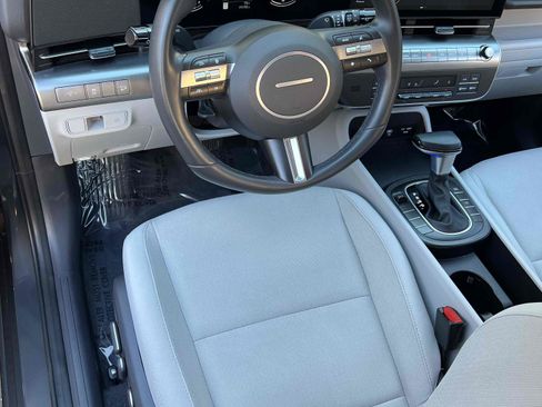 Used 2024 Hyundai Kona SEL image 23
