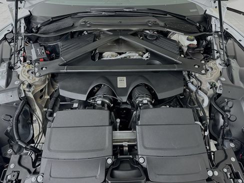 Used 2024 Aston Martin DB12 Coupe RWD image 26