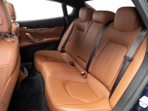Used 2015 Maserati Quattroporte S Q4 AWD/4WD image 58