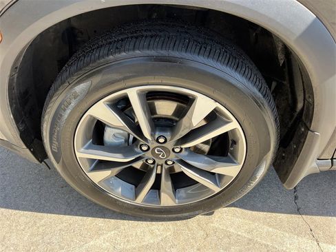 Used 2025 INFINITI QX60 Luxe w/ Cargo Package image 9