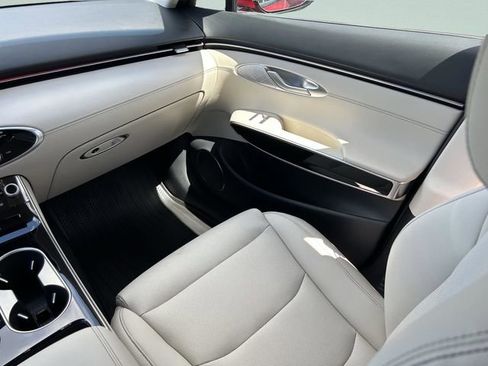 New 2026 Genesis GV70 2.5T image 21