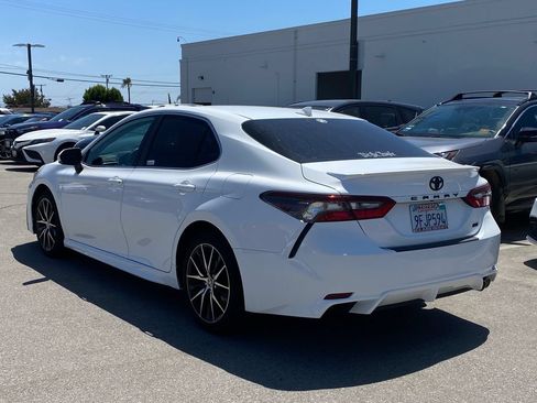 Certified 2023 Toyota Camry SE FWD image 4