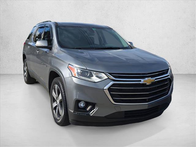Certified 2021 Chevrolet Traverse LT w/ LT Premium Package FWD image 3