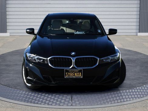 Used 2023 BMW 330e image 2