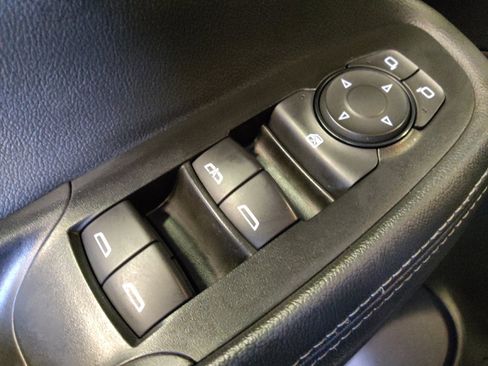 Used 2024 Buick Encore GX Preferred FWD image 27