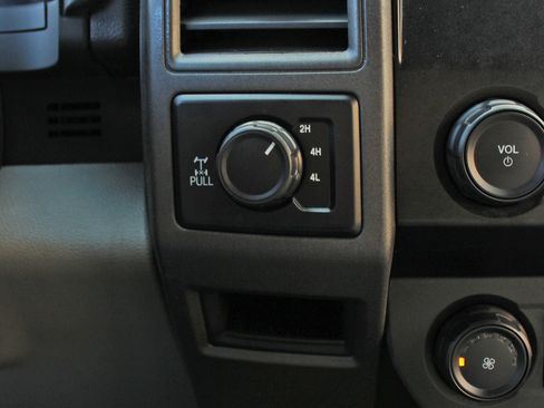 Used 2022 Ford F350 XL w/ STX Appearance Package image 31