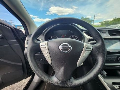 Used 2016 Nissan Sentra S FWD image 10