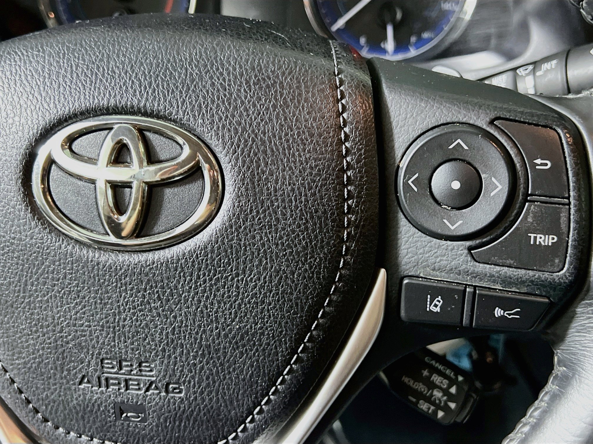 Used 2017 Toyota Corolla SE FWD image 20