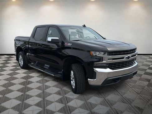 Used 2019 Chevrolet Silverado 1500 LT w/ All-Star Edition image 3