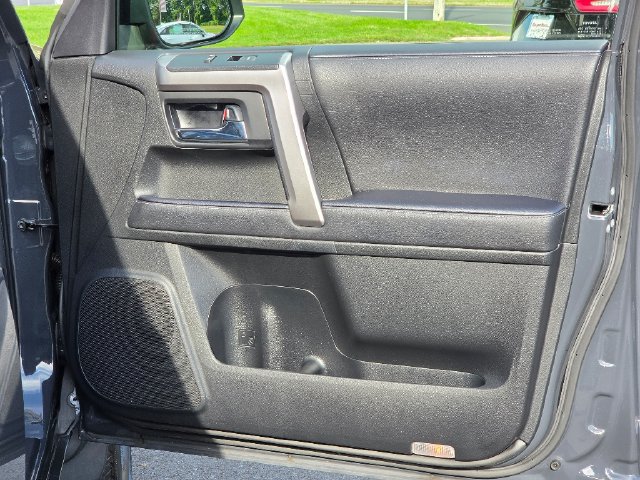 Used 2024 Toyota 4Runner SR5 Premium w/ Moonroof Package AWD/4WD image 10