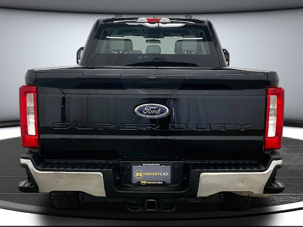 Used 2024 Ford F250 XL AWD/4WD image 5