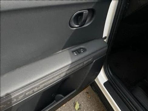 New 2025 Hyundai Ioniq 5 XRT image 17